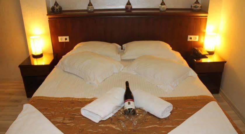 Elisa Hotel Istanbulská provincie Exteriér fotografie
